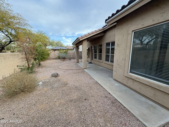 Building Photo - 4342 E Desert Marigold Dr