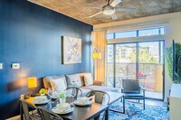 Building Photo - 333 E Roosevelt St