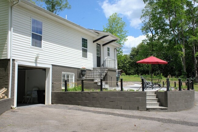 Building Photo - 4518 Holston Hills Rd