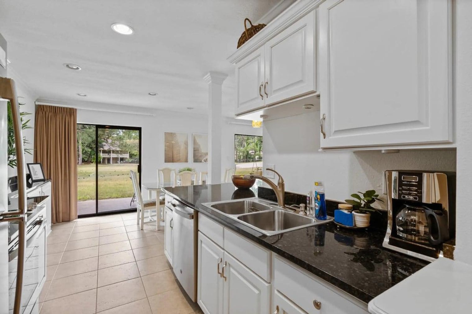 Building Photo - 125 Sunset Bay