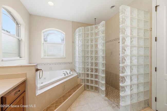 Building Photo - 2300 Duncil Ln