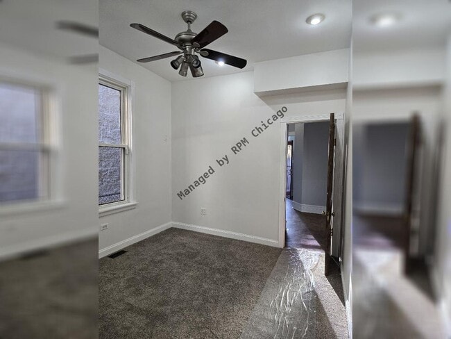 Building Photo - 530 E 45th St