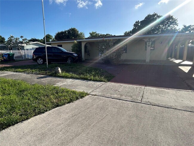 Primary Photo - 19710 NW 51st Ave