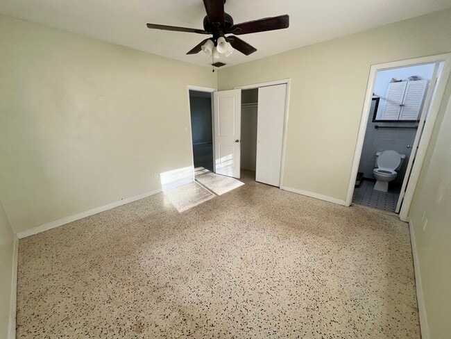 Building Photo - 3700 Corrine Dr