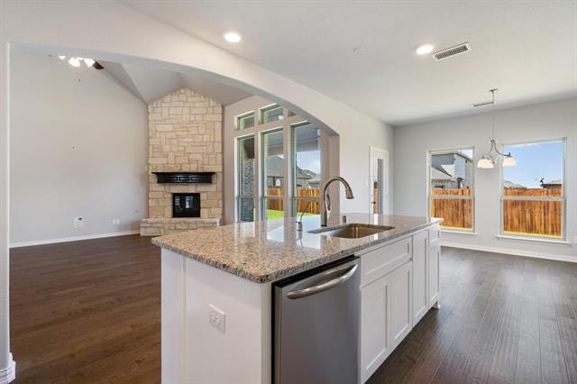 Building Photo - 2455 Lusitano Ln