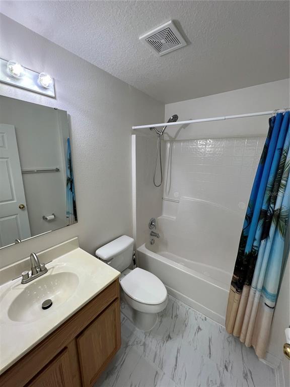 Building Photo - 2105 Atwater Dr