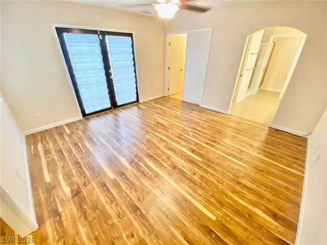 Building Photo - 400 Davenport Ln