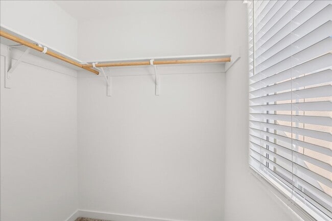 Building Photo - 1052 Lost Creek Ranch Dr