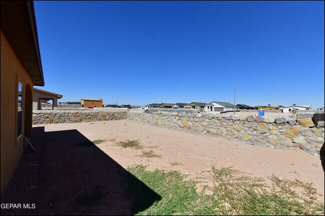 Building Photo - 15149 Imagine Dr