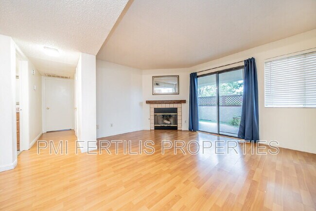 Building Photo - 8331 Vineyard Ave