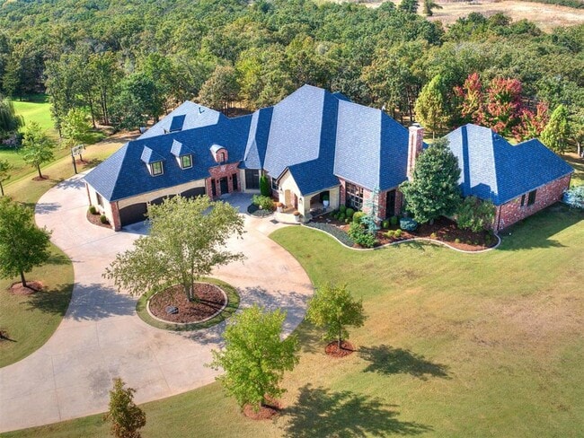 Building Photo - 5103 Forum Cir