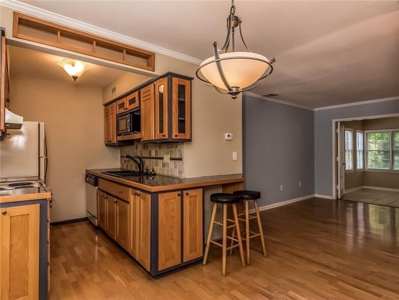 Building Photo - 59 Monet Ct NW