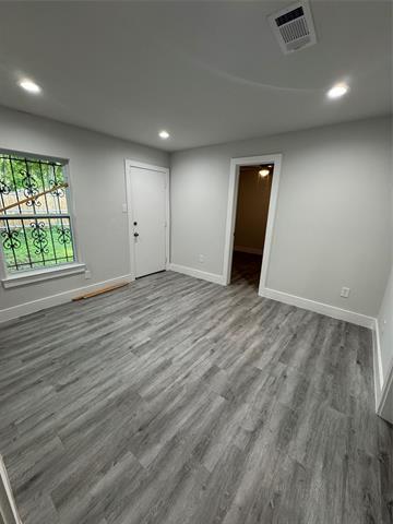 Building Photo - 4655 C L Veasey Blvd