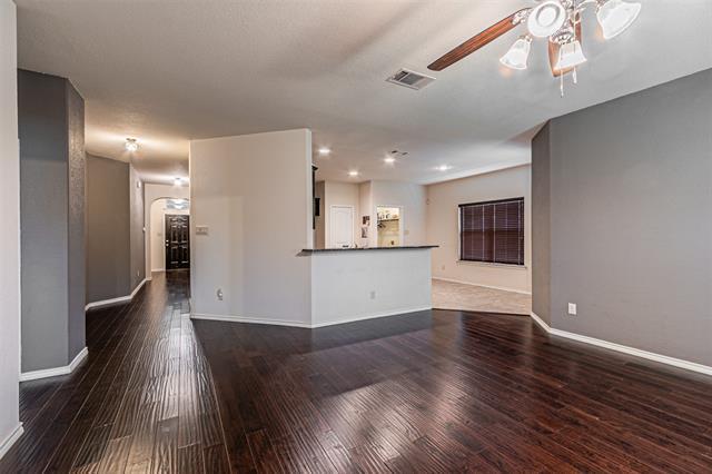 Building Photo - 3033 Beaver Creek Dr