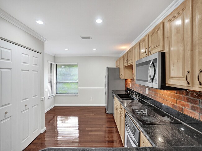Building Photo - 9280 Sable Ridge Cir