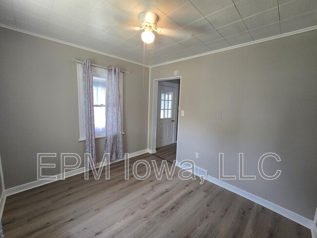 Building Photo - 1124 Kern St