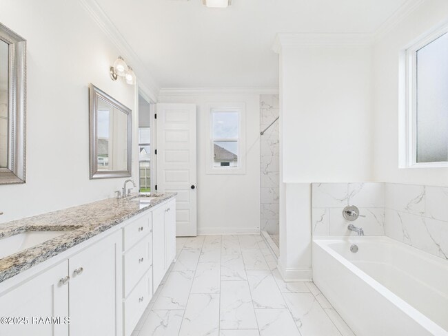 Building Photo - 108 Easy Rock Landing Dr