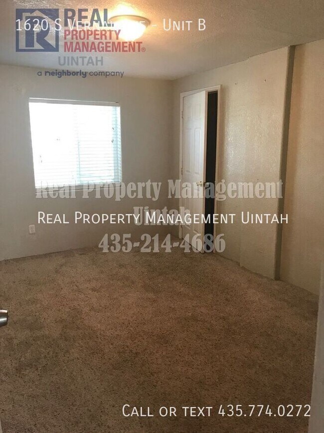 Building Photo - 1620 S Vernal Ave