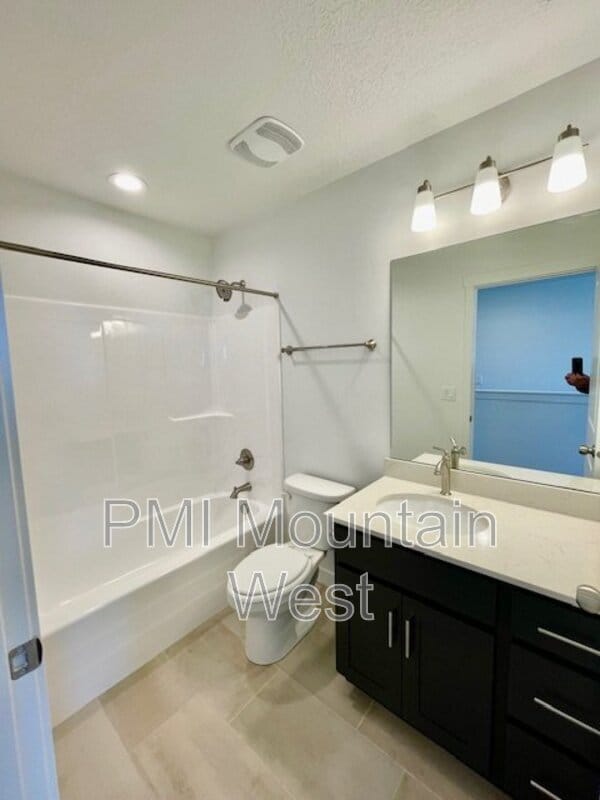 Building Photo - 1386 Copper Sky Dr
