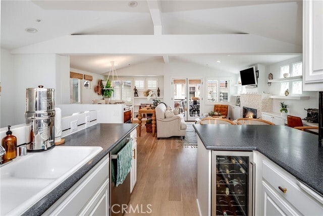 Building Photo - 433 Marine Pl