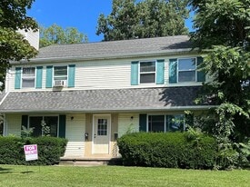 Building Photo - 350 Spartan Ave