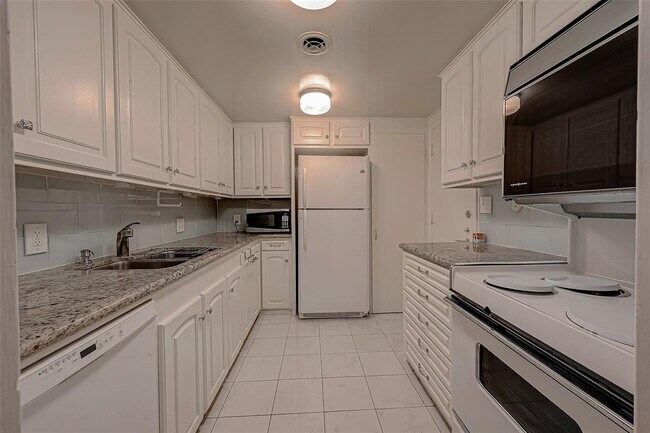 Building Photo - 642 S Ripple Creek Dr