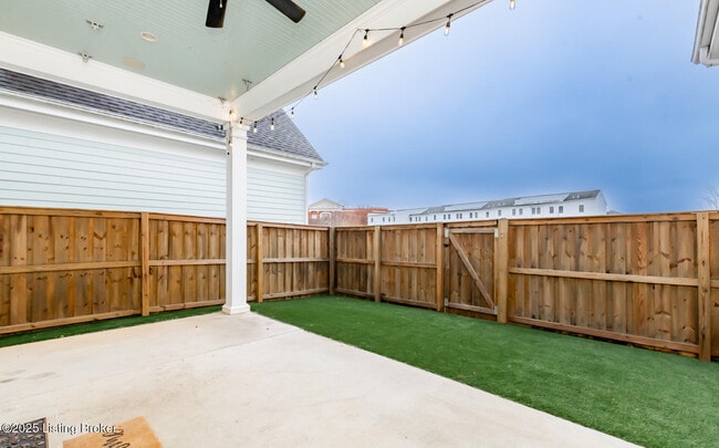 Building Photo - 9413 Civic Way