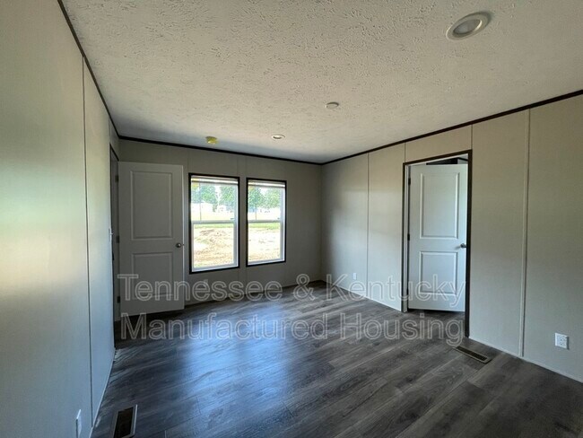 Building Photo - 108 Cumberland Ln