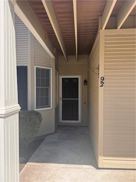 Building Photo - 92 Trellis Dr