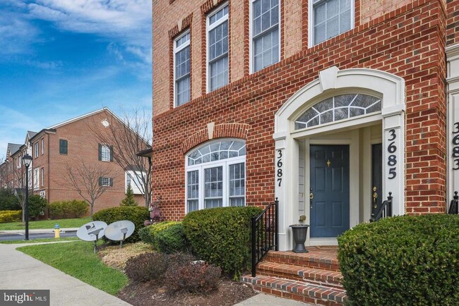 Primary Photo - 3687 Spring Hollow Ln