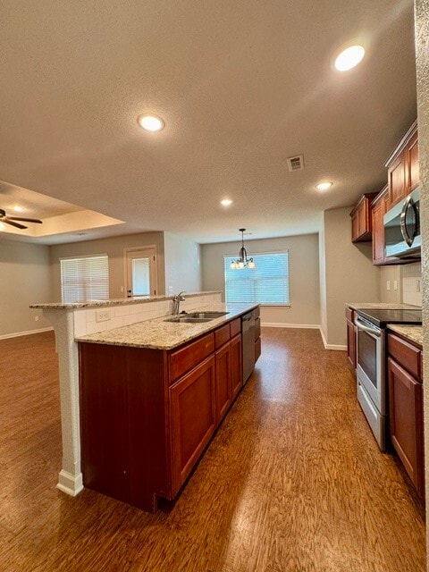 Building Photo - 306 Lion Dr N