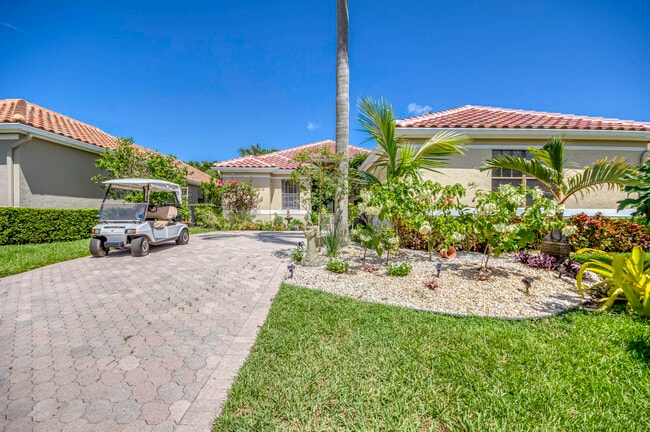 Building Photo - 10080 Dover Carriage Ln