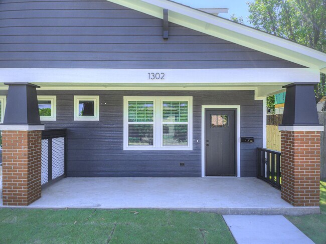 Building Photo - Brand New Duplex + 3 bedrooms + 2 bathrooms + 1 car garage + Prime OKC Location + All Applicances