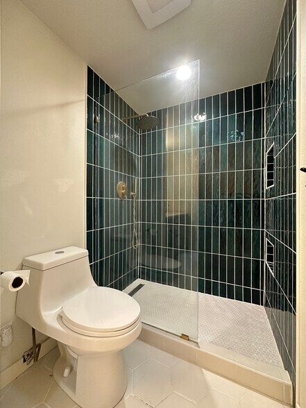 Building Photo - 15030 SW 150th Ct