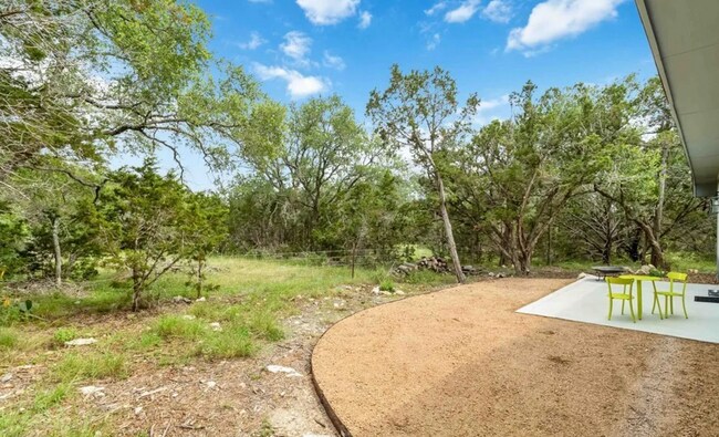 Building Photo - 1560 Hilltop Ridge