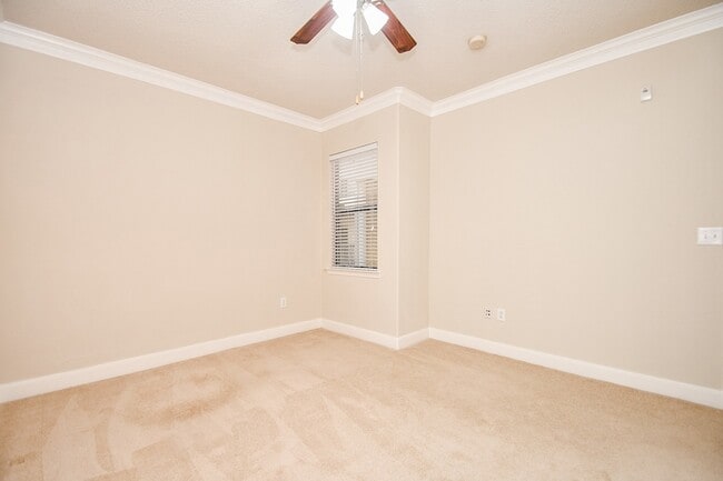 Building Photo - 2299 Lone Star Dr