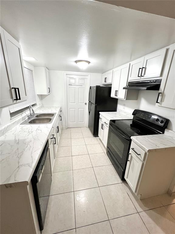Building Photo - 2819 Kinnon Dr
