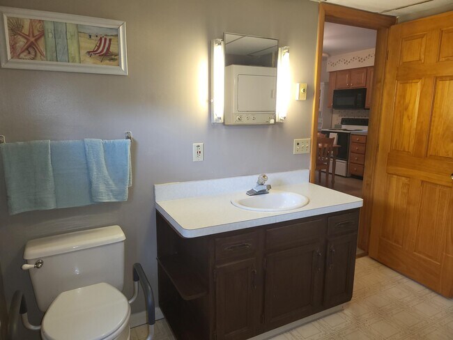 Building Photo - 139 N Seton Ave