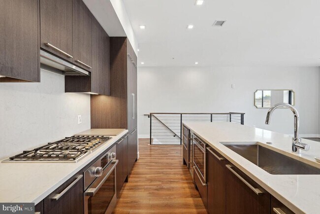 Building Photo - 1628 11th St NW