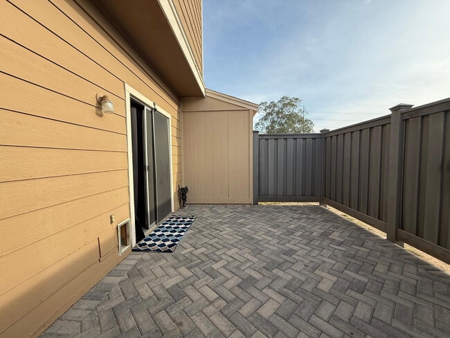 Building Photo - 18626 N 34th Ave