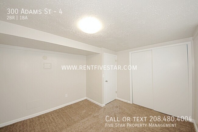 Building Photo - Beautiful 2 Bedroom 1 Bathroom Apartment i...
