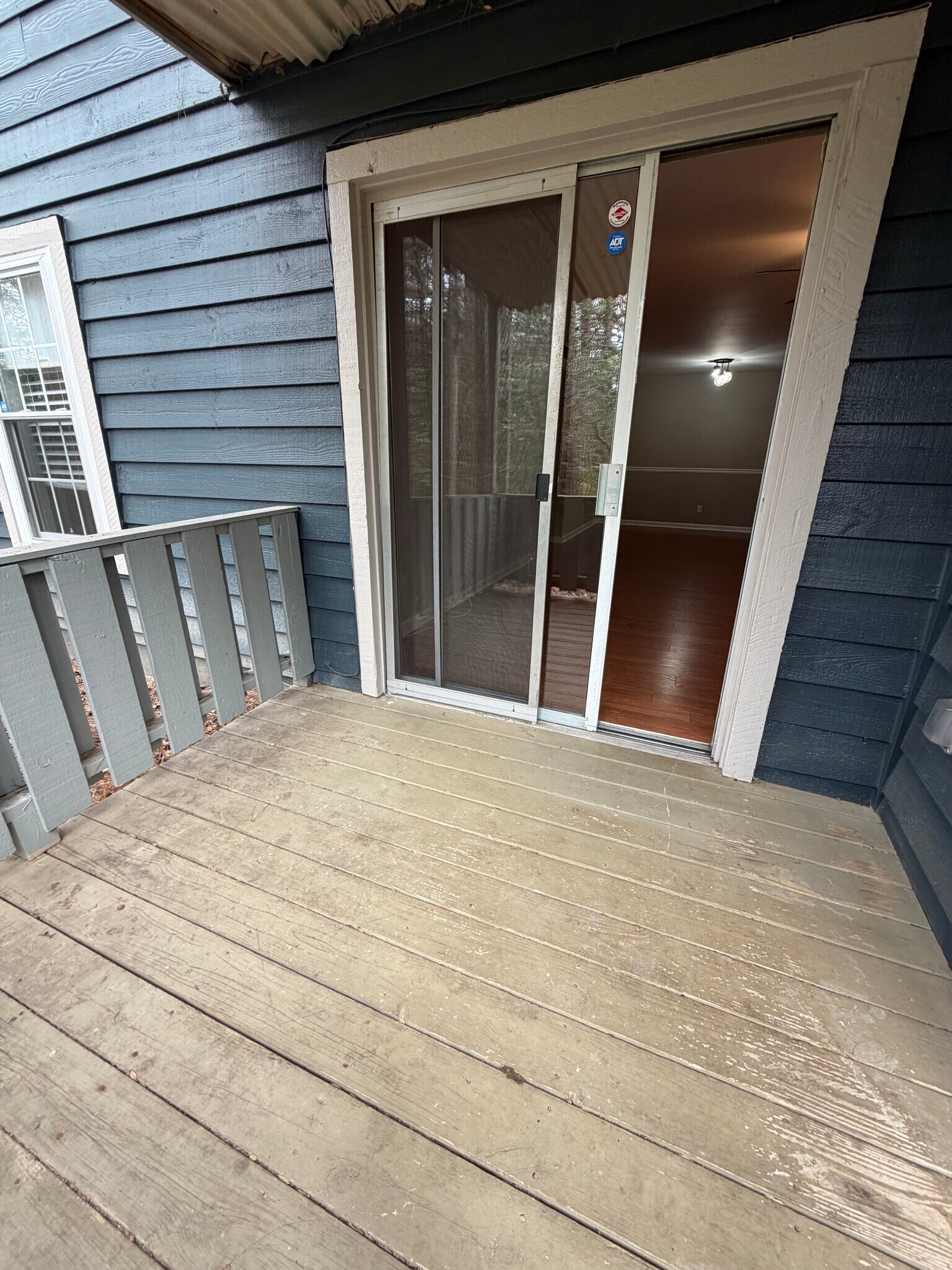 Building Photo - 1394 N Crossing Dr NE