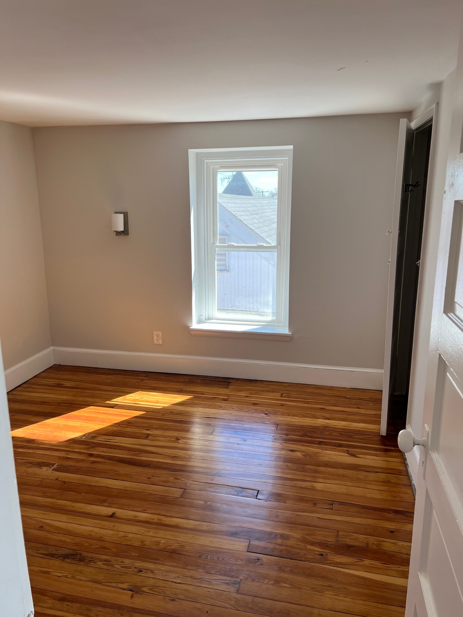 2nd Bedroom - 102 W 30th St