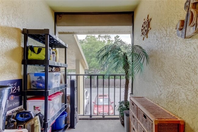 Building Photo - 12261 Sailwinds Dr