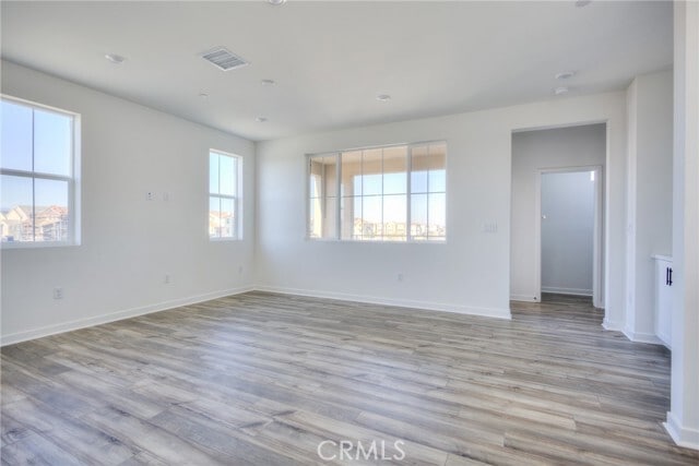 Building Photo - 6003 Huntington Dr