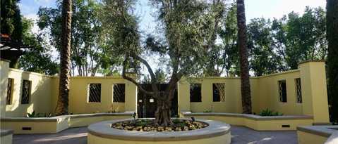 Building Photo - 72 Chantilly-