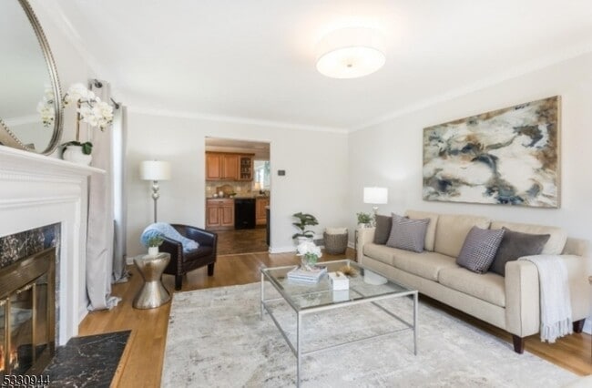 Building Photo - 7 Evergreen Terrace