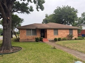 Building Photo - 10205 San Juan Ave