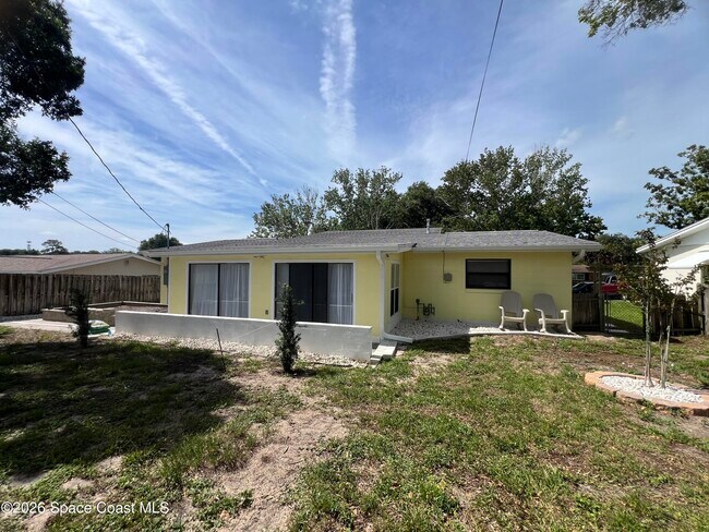 Building Photo - 730 Glade Rd
