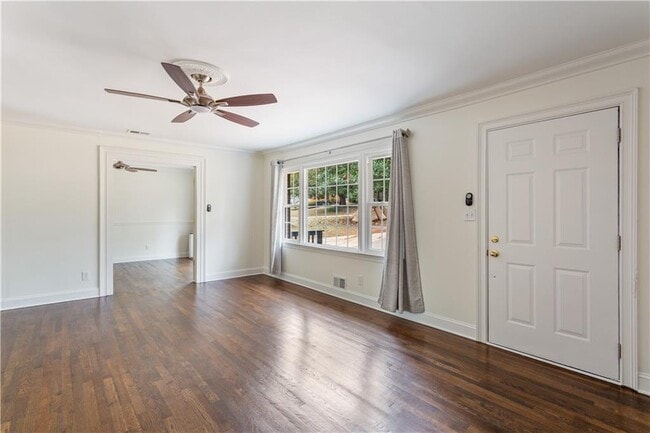 Building Photo - 3623 Lee St SE